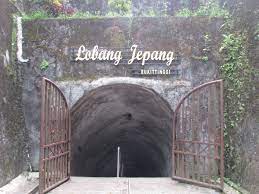 Gua Jepang Bukittinggi