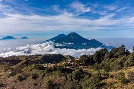 Gunung Prau, Gunung di Jawa Tengah
