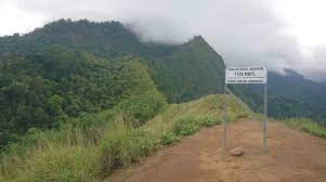 Gunung Watu Jengger, Gunung di Mojokerto