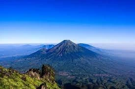 Gunung Sundoro, Gunung di Jawa Tengah