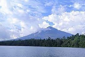 Gunung Masurai, gunung di Jambi